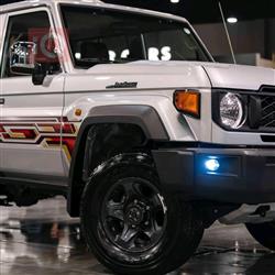 تويوتا لاند كروزر 76